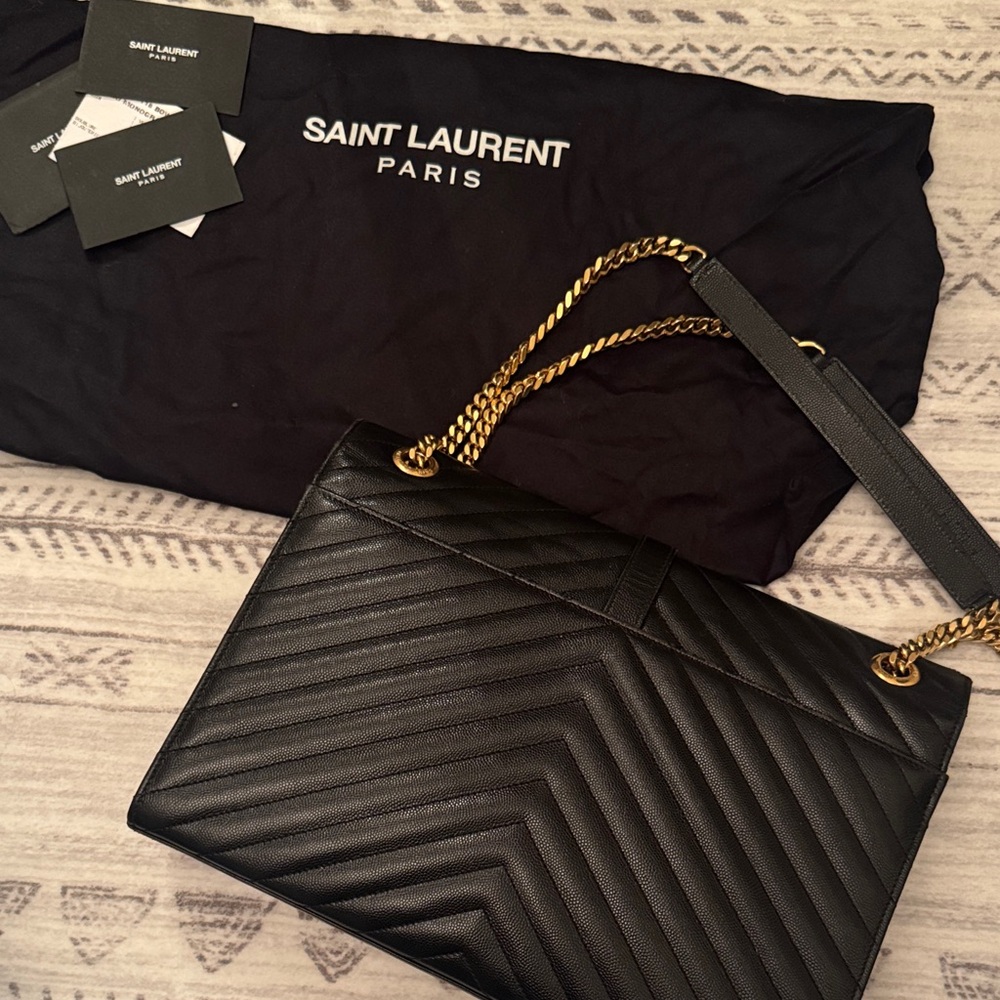 Saint Laurent Black Chevron Shoulder Bag with Gold Chain - Picture 4 of 5